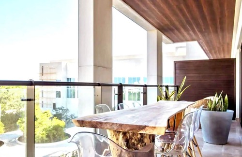 Luis Donaldo Colosio Condo | Luxury 2 Bedroom condo with beach access, WiFi, gym & more in Playa del Carmen