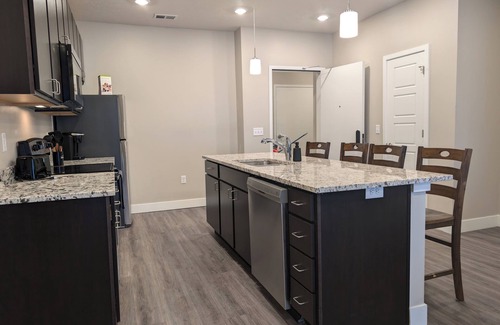 Alliance Apartment | Luxury 2 bedroom 2 bathroom flat in Alliance, Ne