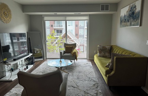Maple Grove Apartment | Luxury 2 bedroom apartment In the heart of Maple Grove MN