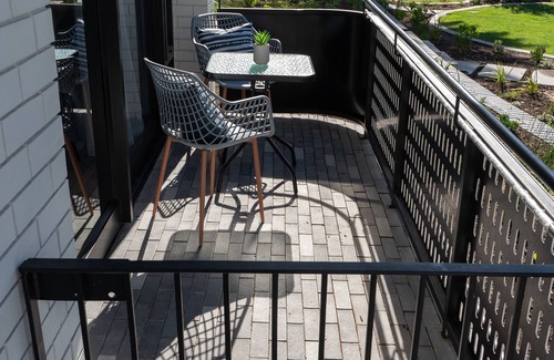 Century City Apartment | Luxury 2 bedroom apartment, in the heart of century city.