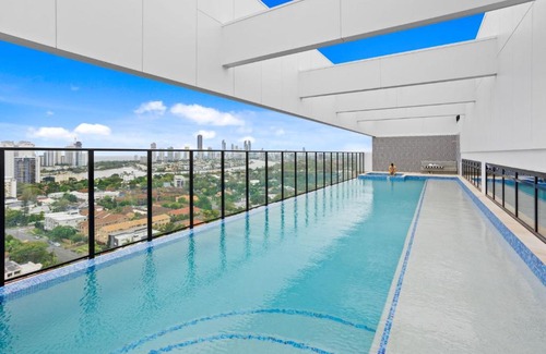 Southport Apartment | Luxury 2-Bedroom Apartment - Tryp Hotel