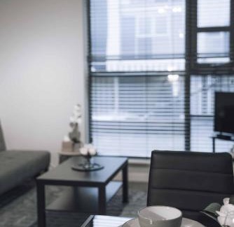 Stratford and New Town Apartment | Luxury 2 Bedroom Apartment near Stratford Station for Corporate and Group Stays