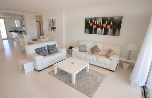 Porto de Mos Apartment | Luxury 2 Bedroom Apt w/Amazing Sea Views, Communal Pool & Jacuzzi, near Beach