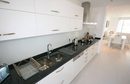 Porto de Mos Apartment | Luxury 2 Bedroom Apt w/Amazing Sea Views, Communal Pool & Jacuzzi, near Beach