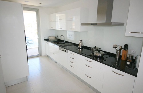 Porto de Mos Apartment | Luxury 2 Bedroom Apt w/Amazing Sea Views, Communal Pool & Jacuzzi, near Beach