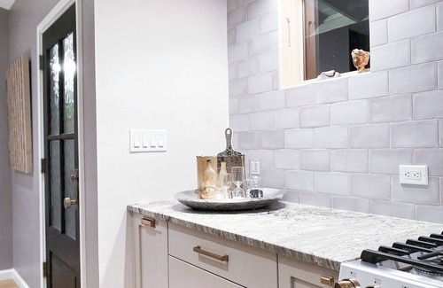 Westfield House | Luxury 2-bedroom Designer Home in Deep Eddy, minutes to Downtown & Lady Lake