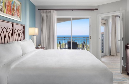 Palm Beach Hotel | Luxury 2 Bedroom Ocean View Suite at Marriott's Aruba Surf Club