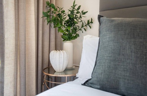 Ballito Apartment | Luxury 2 - Bedroom Garden Apartment
