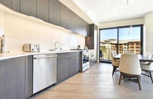 Park City Apartment | Luxury 2 BR in Canyons Village - Walk to Slopes