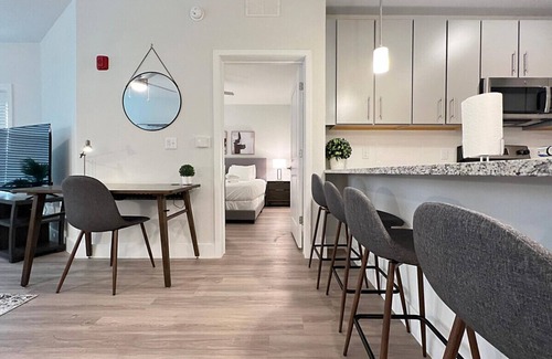 Temple Terrace Apartment | Luxury 2 BR Near Moffitt and USF, Pool Views!