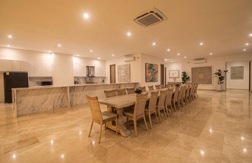 Cartagena Walled City Villa | Luxury 21-Bedroom Penthouse in the Heart of Cartagena’s Historic Old City