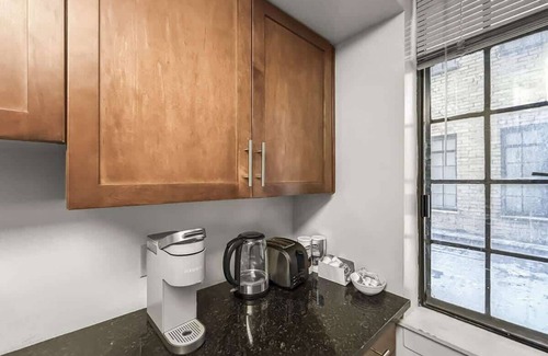 Center City Apartment | Luxury 2BD | Center City | 5 Beds | By JFK plaza