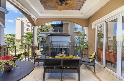 Tamarindo Condo | Luxury 2BR/2.5BA Condo in Tamarindo two blocks from the ocean w pool & elevator