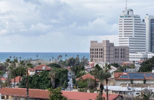 Jaffa Apartment | Luxury 2BR With sea views, gym,parking Balcony