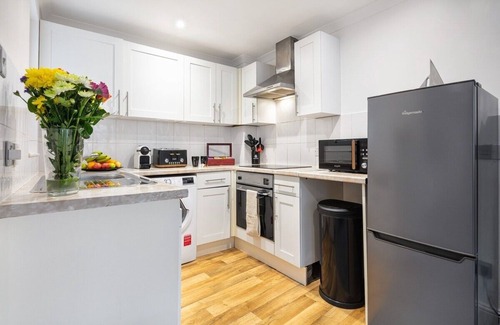 Westminster Apartment | Luxury 3-Bed 2bth Near Big Ben & Westminster Abbey