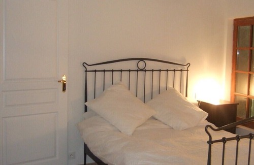 Capestang Apartment | Luxury 3 bed apartment with patio and wheelchair access