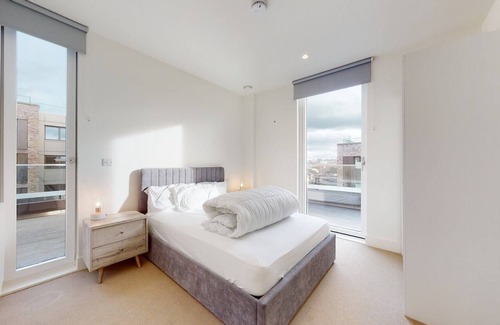 Deptford Apartment | Luxury 3 bed apartment