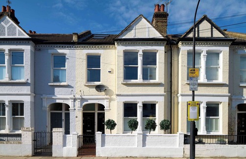 Munster Apartment | Luxury 3-bed Fulham Garden Maisonette
