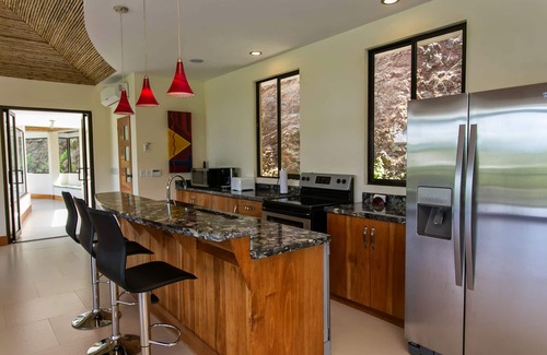Manuel Antonio House | Luxury 3 bedroom home located 3 miles from The National Park!