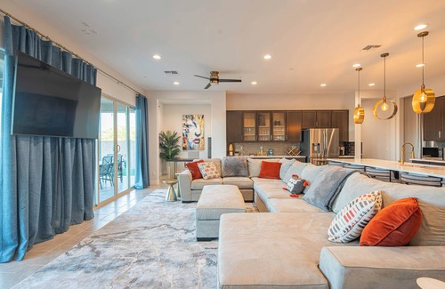 Estrella Mountain Ranch House | Luxury 3-bedroom Retreat with Gorgeous Heated Pool - Spring Training, Golf & PIR