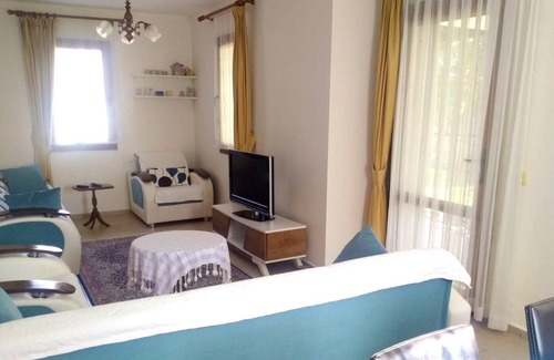 Yalikavak Villa | Luxury 3 bedroom self catering holiday villa with private swimming pool.