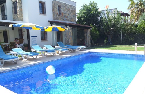 Yalikavak Villa | Luxury 3 bedroom self catering holiday villa with private swimming pool.