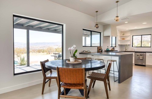 Joshua Tree House | Luxury 3 bedroom Villa with Salt Water Pool and Spa on 5 acres