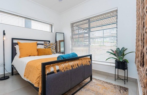 Ballito Apartment | Luxury 3 - Bedroom Garden Apartment