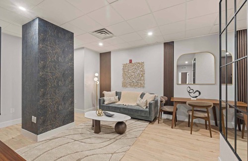 Center City Apartment | Luxury 3BD | Center City | 3 Beds | By JFK plaza