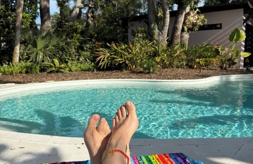 Central Beach House | Luxury 3BR, 3BA w/heated saltwater pool–10min walk to Beach, Shops, Restaurants!