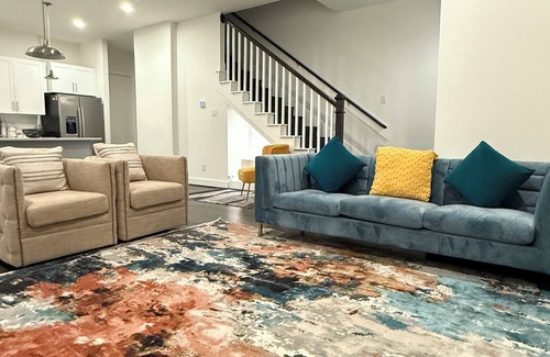 North Houston Apartment | Luxury 3BR for Families Nurses and Group