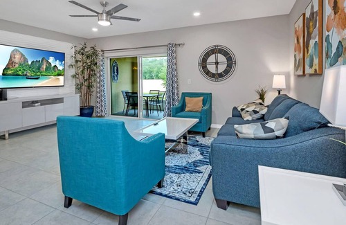 Kissimmee House | Luxury 3BR Home - BBQ, Resort Access - Near Disney
