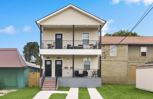 Fairgrounds Apartment | Luxury 3br Oasis w/Jacuzzi