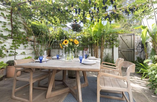 Montpellier House | Luxury 4-Bed Regency Townhouse Overlooking Montpel