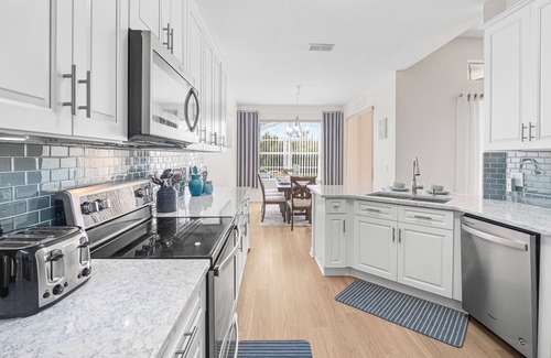 Highlands Reserve Villa | Luxury 4 bed villa private pool & spa, close to Disney Parks on Golf Community