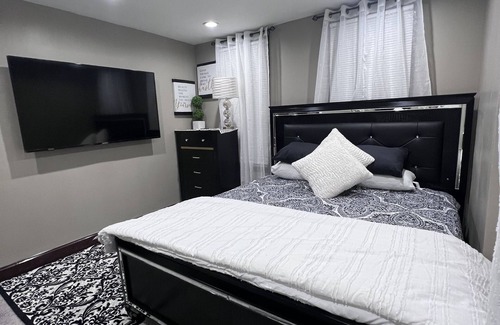Girard Estates Apartment | Luxury 4 Bedroom Apartment in Philadelphia