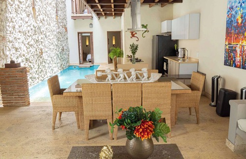 Cartagena Villa | Luxury 4 Bedroom Colonial Mansion in Getsemani