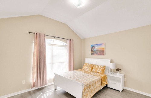 Houston House | Luxury 4 Bedroom near Willowbrook Mall ❤️ ⭐