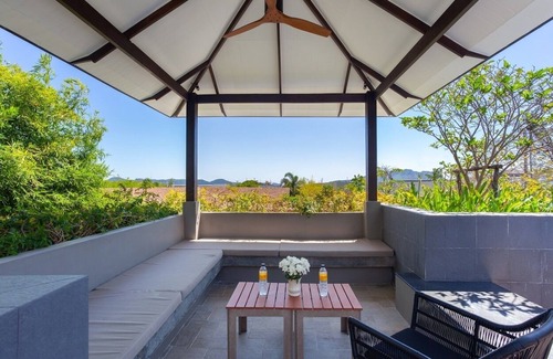 Rawai Villa | Luxury 4 Bedrooms Private Pool Villa in Rawai Phuket