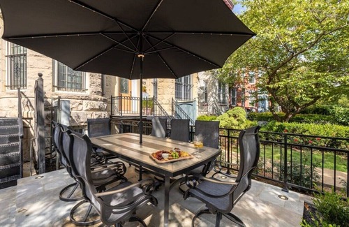 Columbia Heights Apartment | Luxury 4-BR+Parking | Heart of DC | Steps to Metro