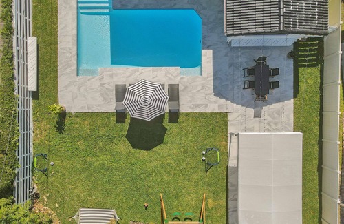 South Lake House | Luxury 4 BR Villa ,HEATED POOL, Garden, Mins to Beach