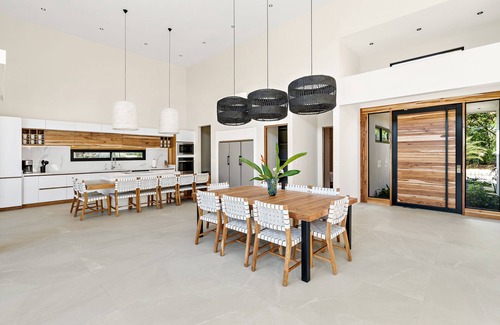 Tamarindo House | LUXURY 4B HOME WITH DAILY HOUSEKEEPING