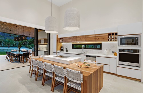 Tamarindo House | LUXURY 4B HOME WITH DAILY HOUSEKEEPING