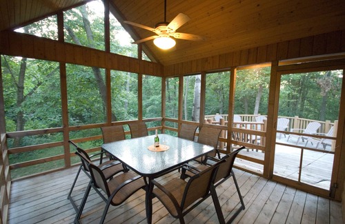 The Galena Territory House | Luxury 4br, 4.5 Bath Galena Territory Rental With Hot Tub & Pool Table