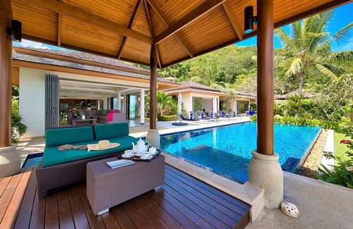 Plai Laem Villa | Luxury 4BR Beachfront Villa | Bophut Beach