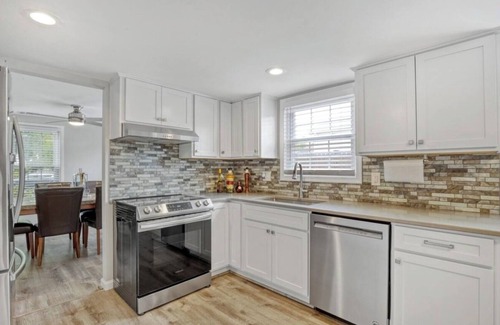 Sterling Villa | Luxury 4BR Family-Perfect House