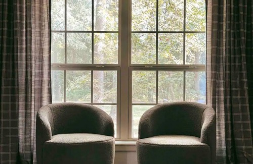 Redlick House | Luxury 4BR Home on Bringle Lake Trail