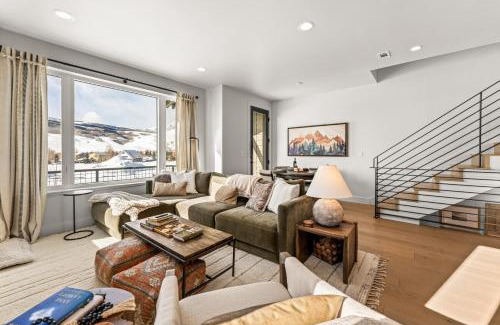Crested Butte South House | Luxury 4br, Hot Tub, Htd Garage, Mountain Views