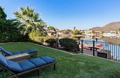 Arrowhead Lakes House | Luxury 4BR Waterfront Home with Pool & Boat