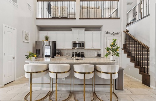 Katy House | Luxury 4BRS-3Baths Home, w/King Bed & Private Gym